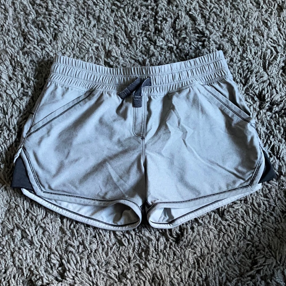 Girls Ivivva Black/Gray Size 12 Shorts